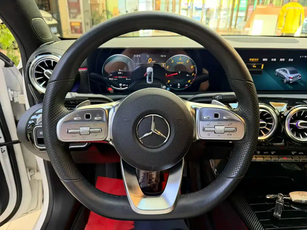 Mercedes-Benz A-Class - фото 6