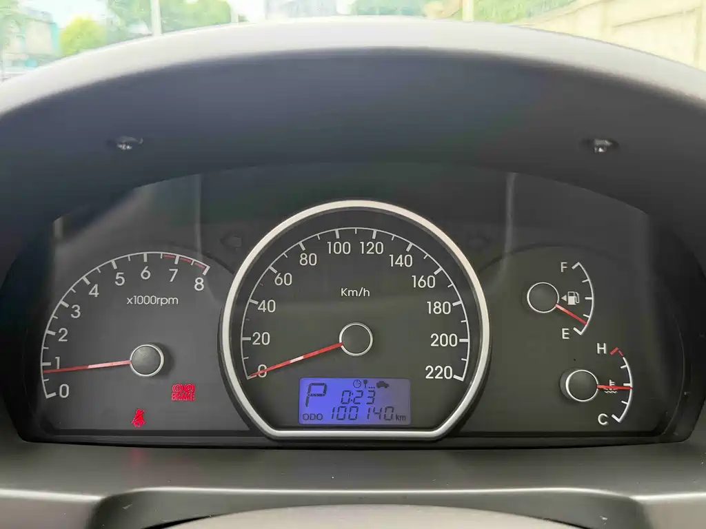 Hyundai Elantra — миниатюра 10