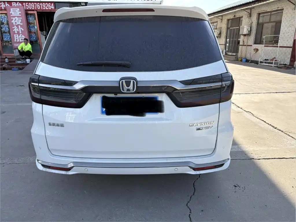 Honda Elysion — миниатюра 8