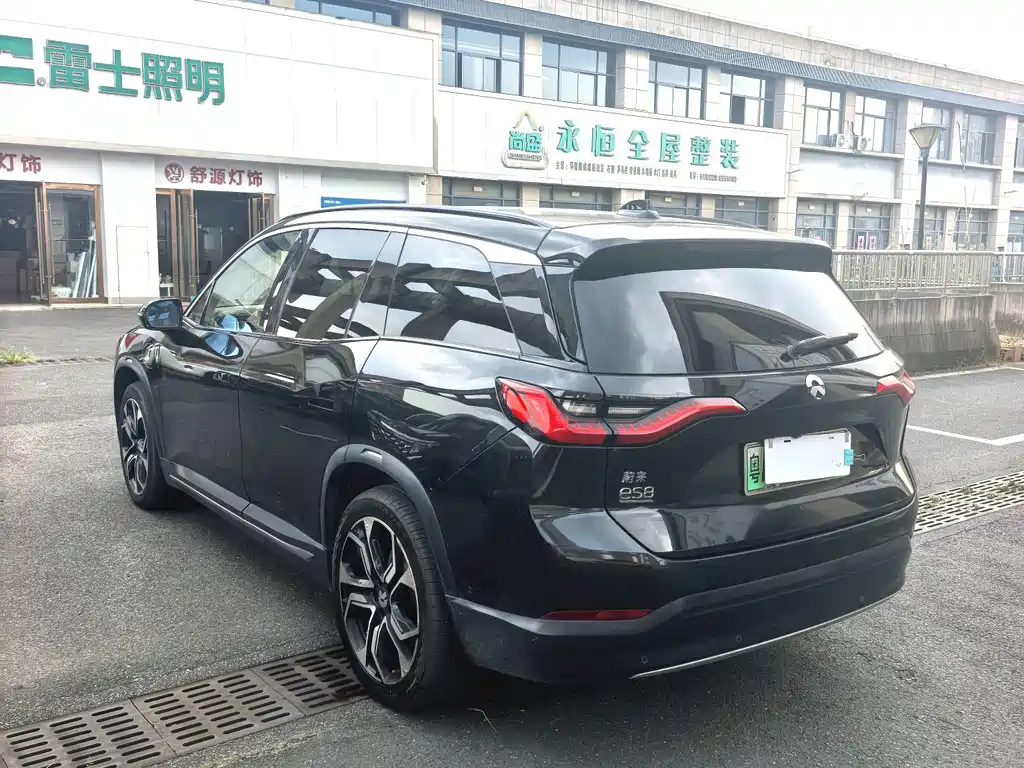 NIO ES8 — миниатюра 6