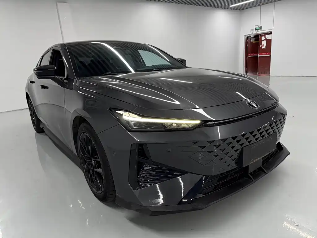 Changan UNI-V 2024 1.5T