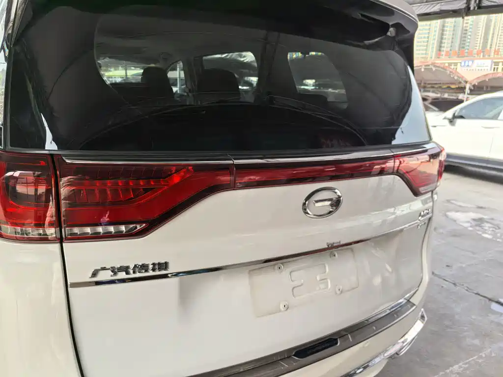 GAC TRUMPCHI M8