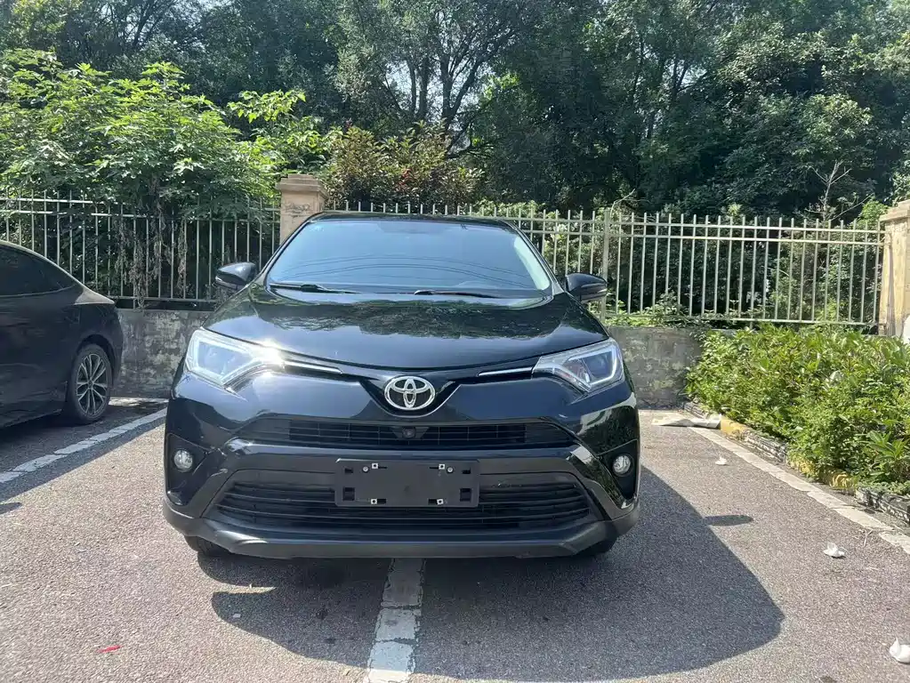 Toyota RAV4 2016 2.0L CVT 2WD Elegant Edition China V