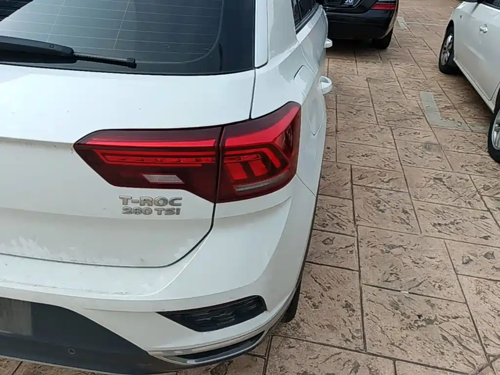 Volkswagen T-Roc 2018 280TSI DSG V