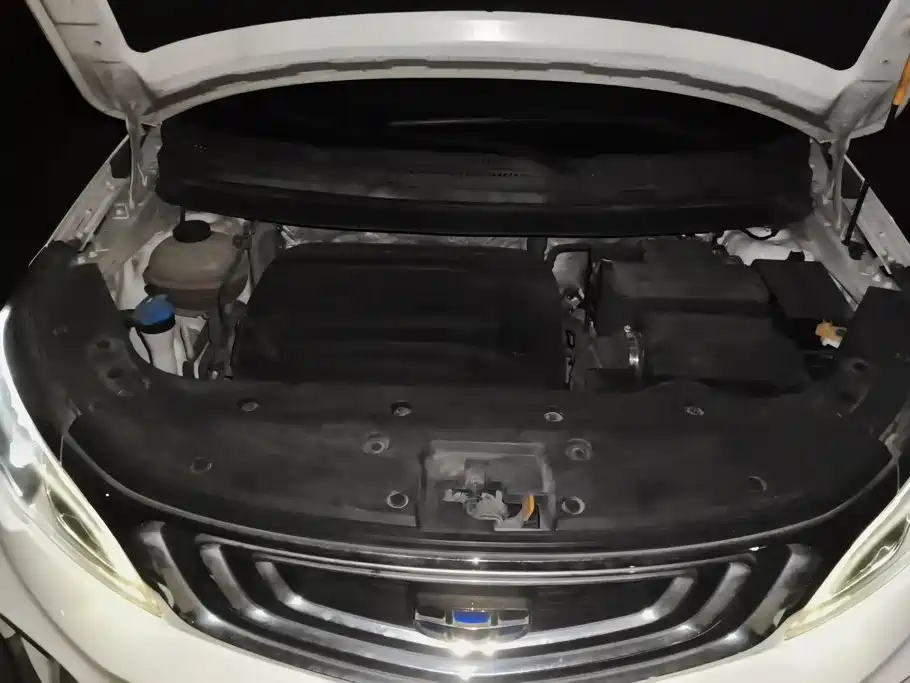 Geely Vision X3 — миниатюра 10