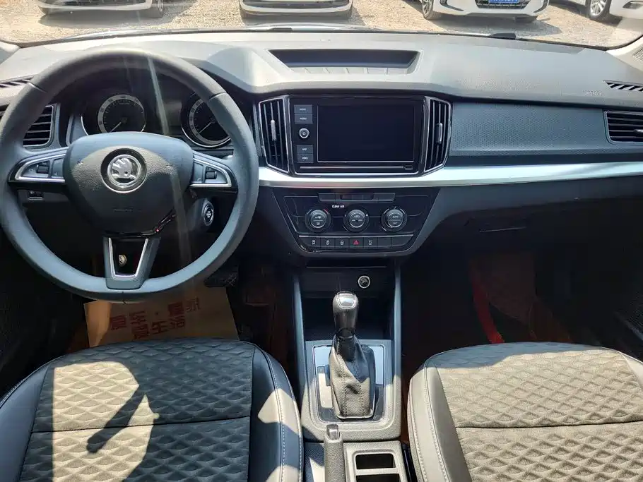 Skoda Kamiq — миниатюра 12