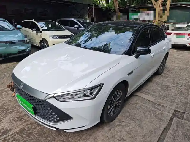 2023 BYD Qin