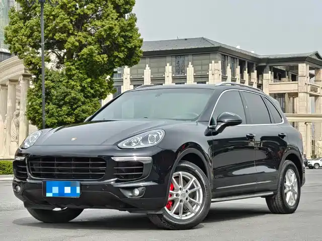 PORSCHE CAYENNE 2018