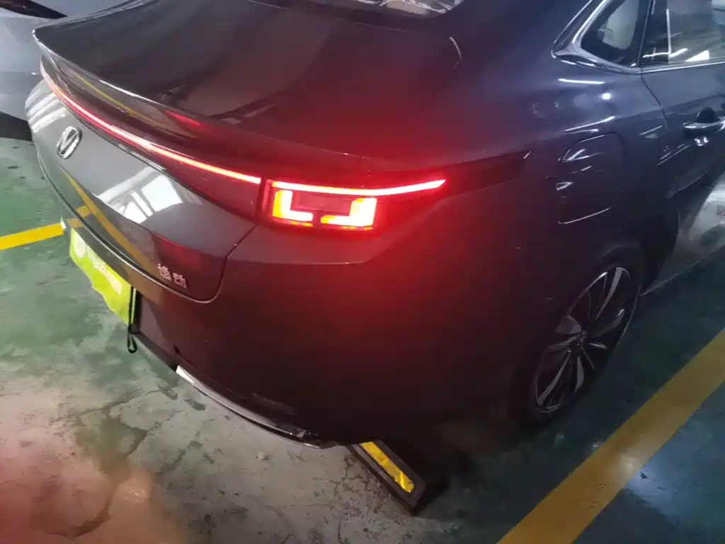 Changan EadoPHEV PHEV 2025 145KM