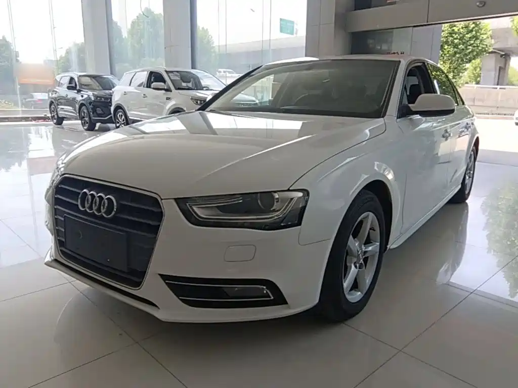 Audi A4L 2015 30 TFSI Auto Comfort Type