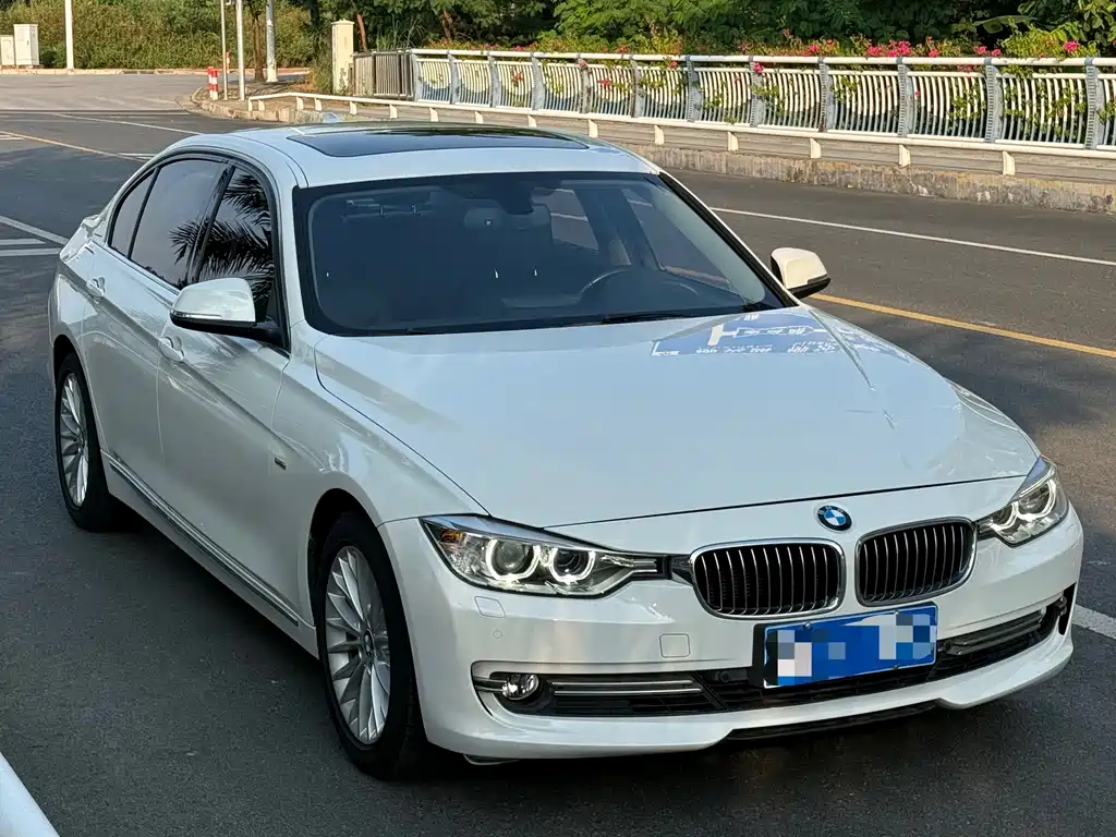 BMW 3 Series — миниатюра 3