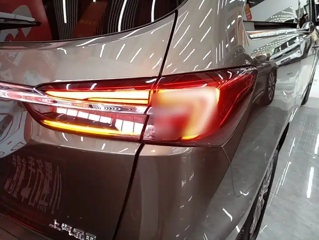 Buick GL8 2023 Luxury