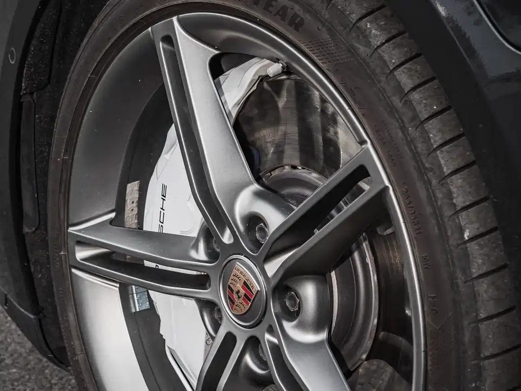 Porsche Taycan 2019 Taycan Turbo
