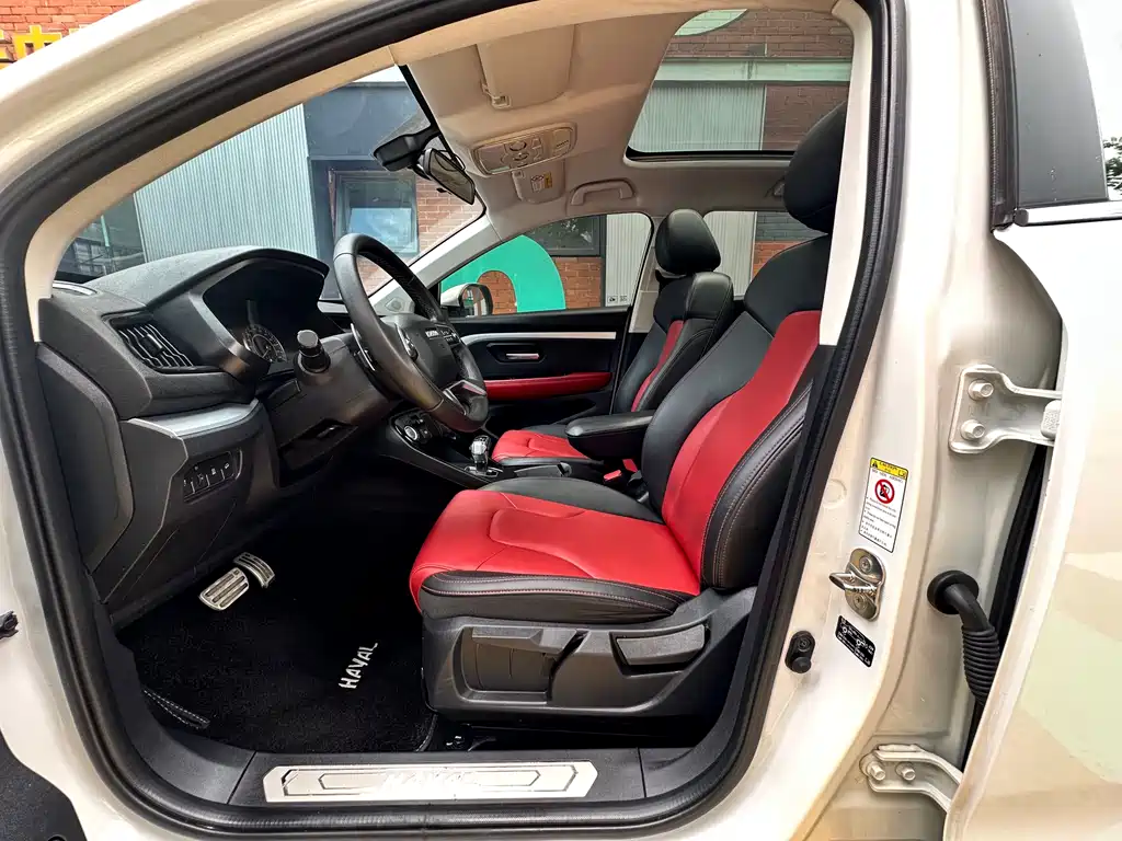 Haval H2s 2018 1.5T DCT Luxury