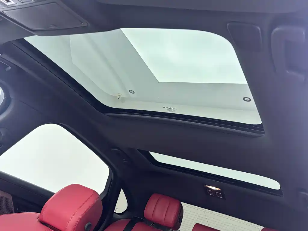 Jaguar XFL — миниатюра 16