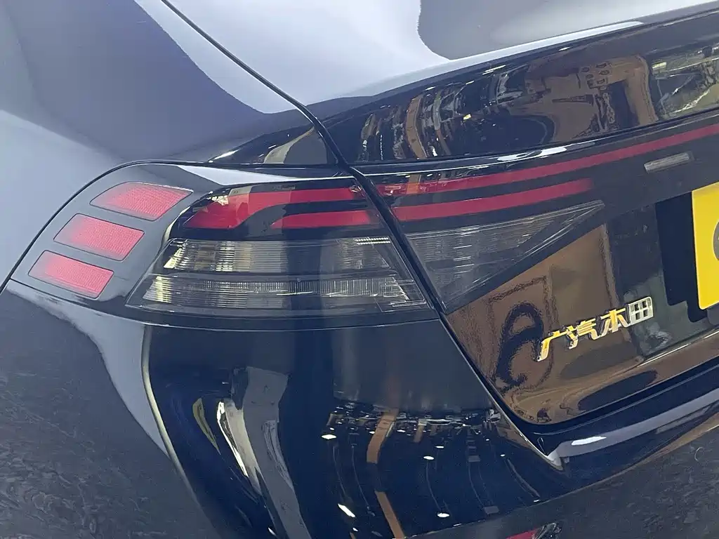 Honda Accord — миниатюра 12