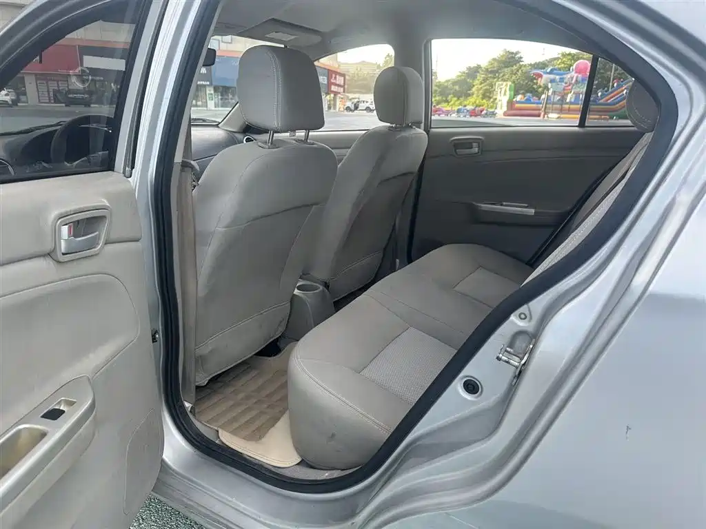 Changan V3 2012 1.3L MT Comfort V