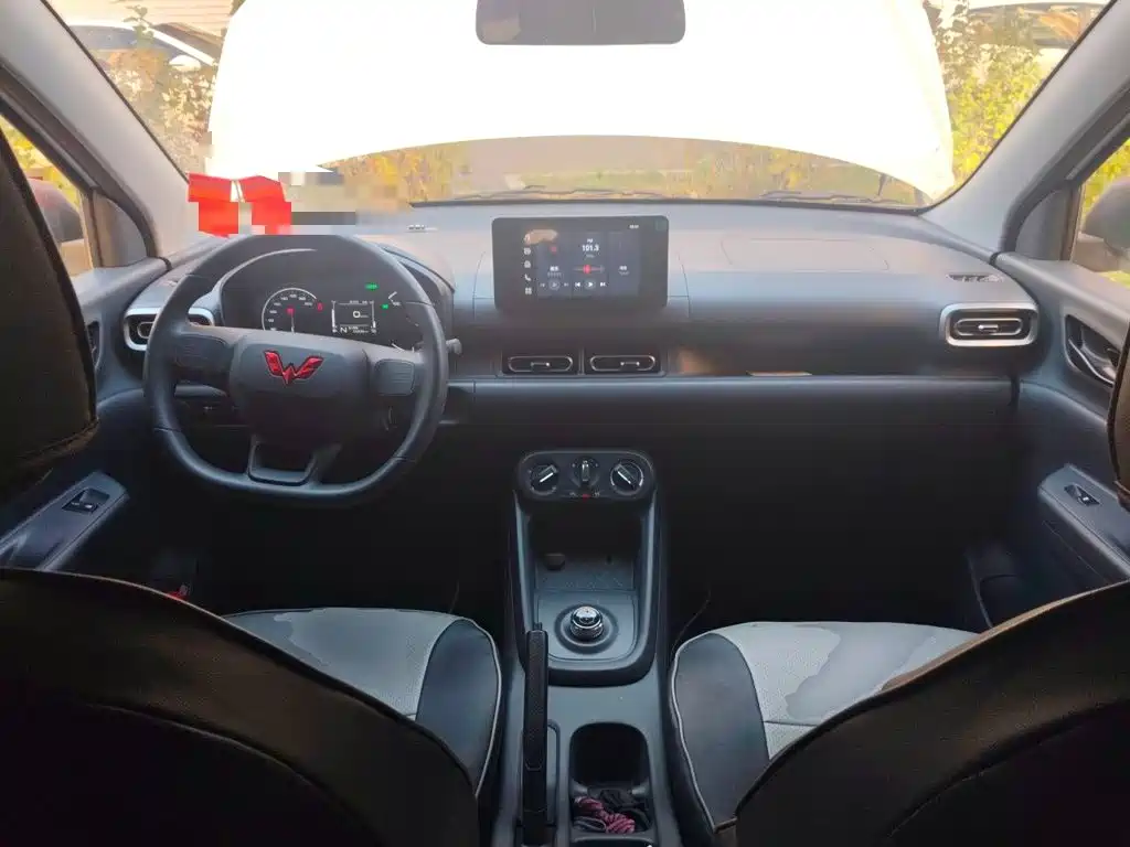 Wuling Hongguang EV — миниатюра 5