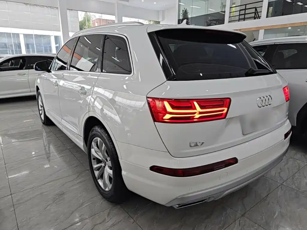 Audi Q7 2019 45 TFSI Comfort