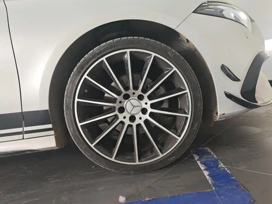 MERCEDES-BENZ A CLASS