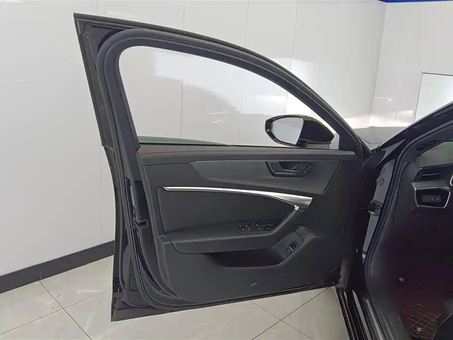 Audi A6L 2020 40 TFSI Luxury