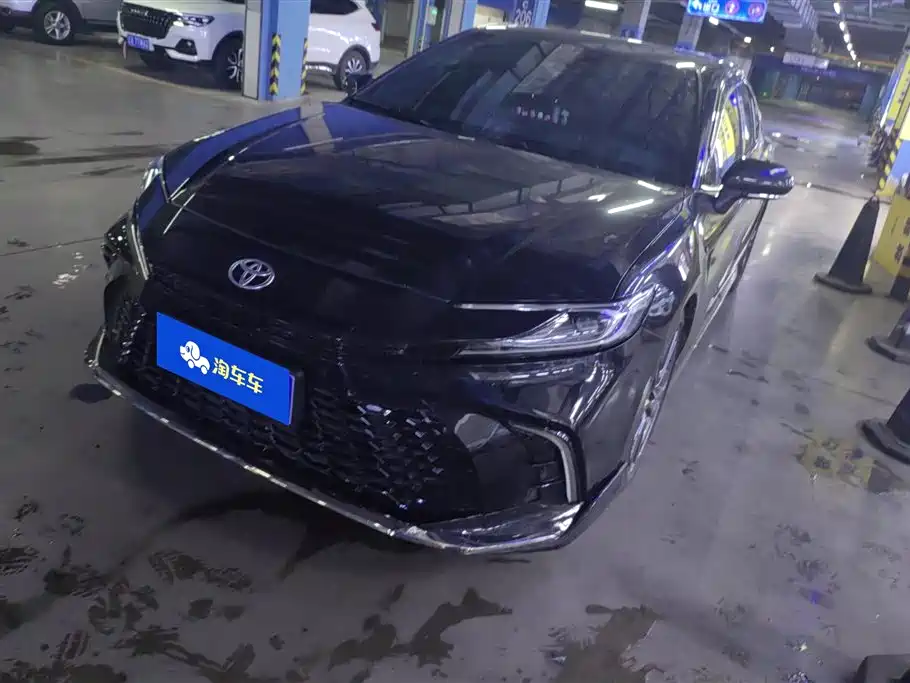 Toyota Camry 2024