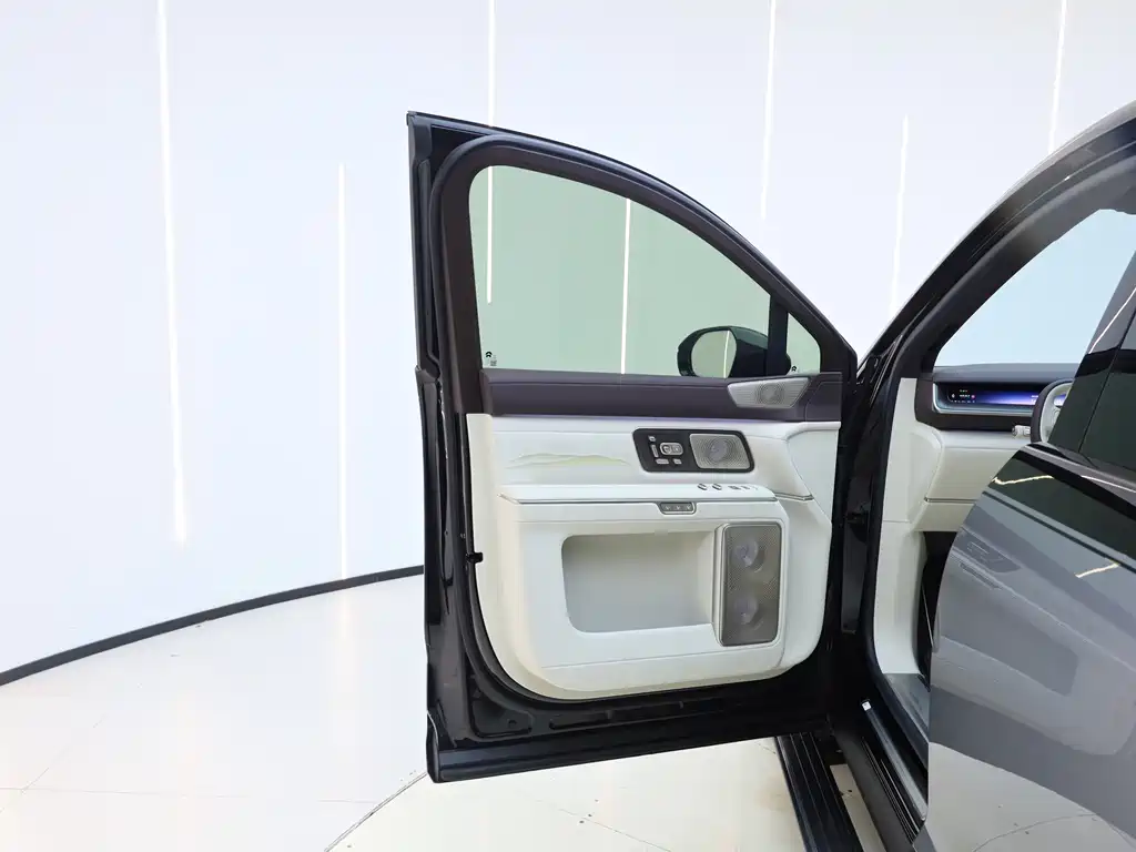 NIO ES9 — миниатюра 35
