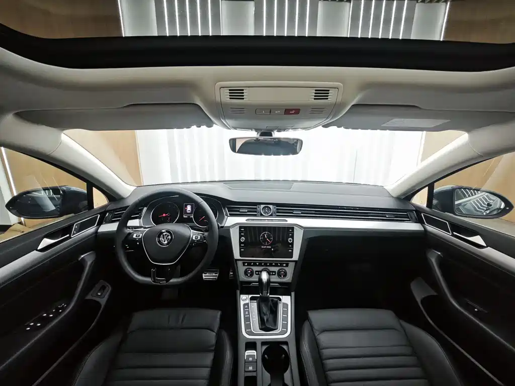 Volkswagen Variant 380TSI 2WD Comfort Travel Edition, фото 13