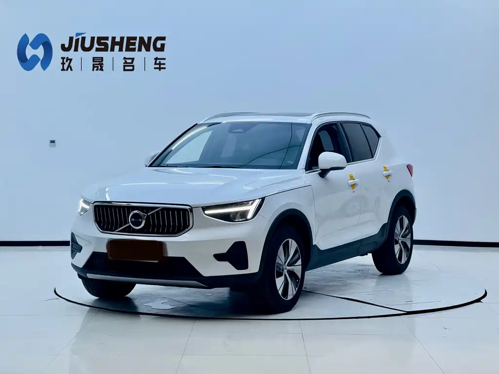 Volvo XC40 2023