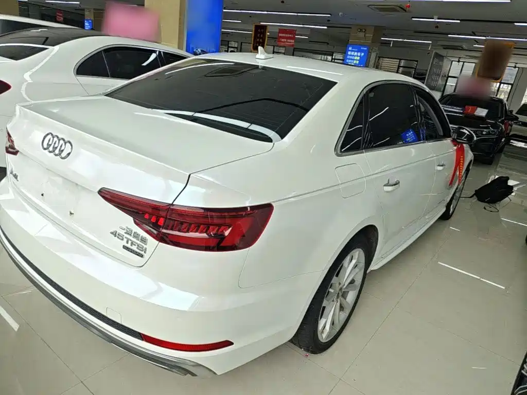 Audi A4L — миниатюра 7