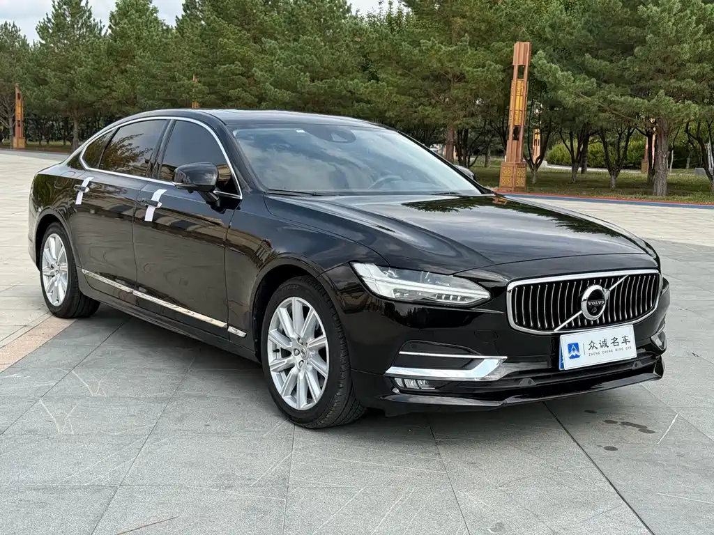 Volvo S90 — миниатюра 2