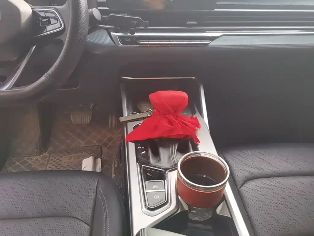 Geely Emgrand — миниатюра 14