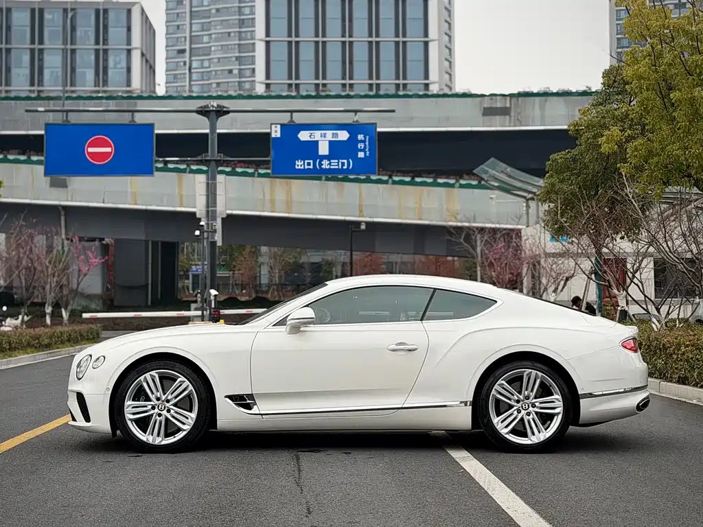 BENTLEY CONTINENTAL