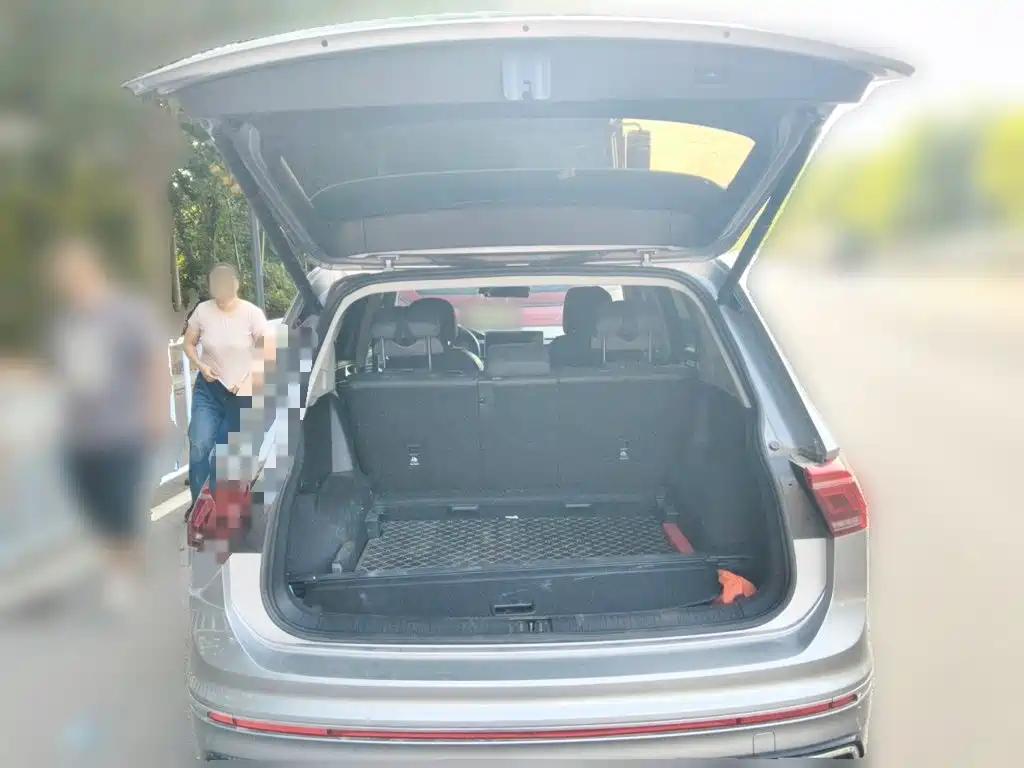 Volkswagen Tiguan L — миниатюра 15