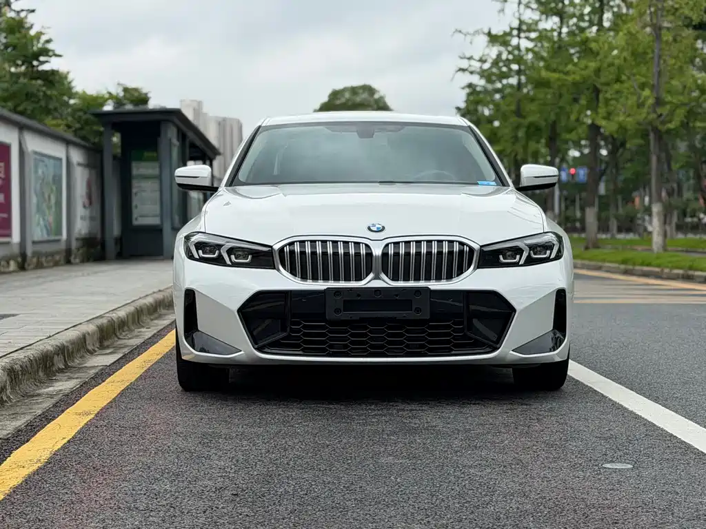BMW 3 Series 3 2023 320i M Sport
