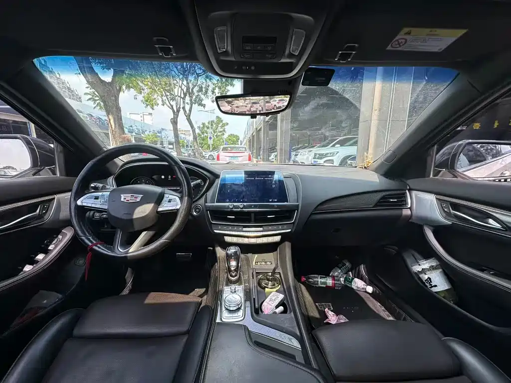 Cadillac CT5 — миниатюра 8