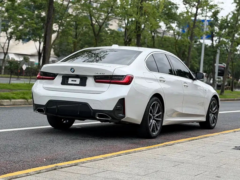 BMW 3 Series 3 2023 320i M Sport