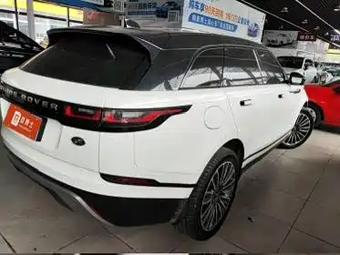 Land Rover Velar 250PS, фото 3