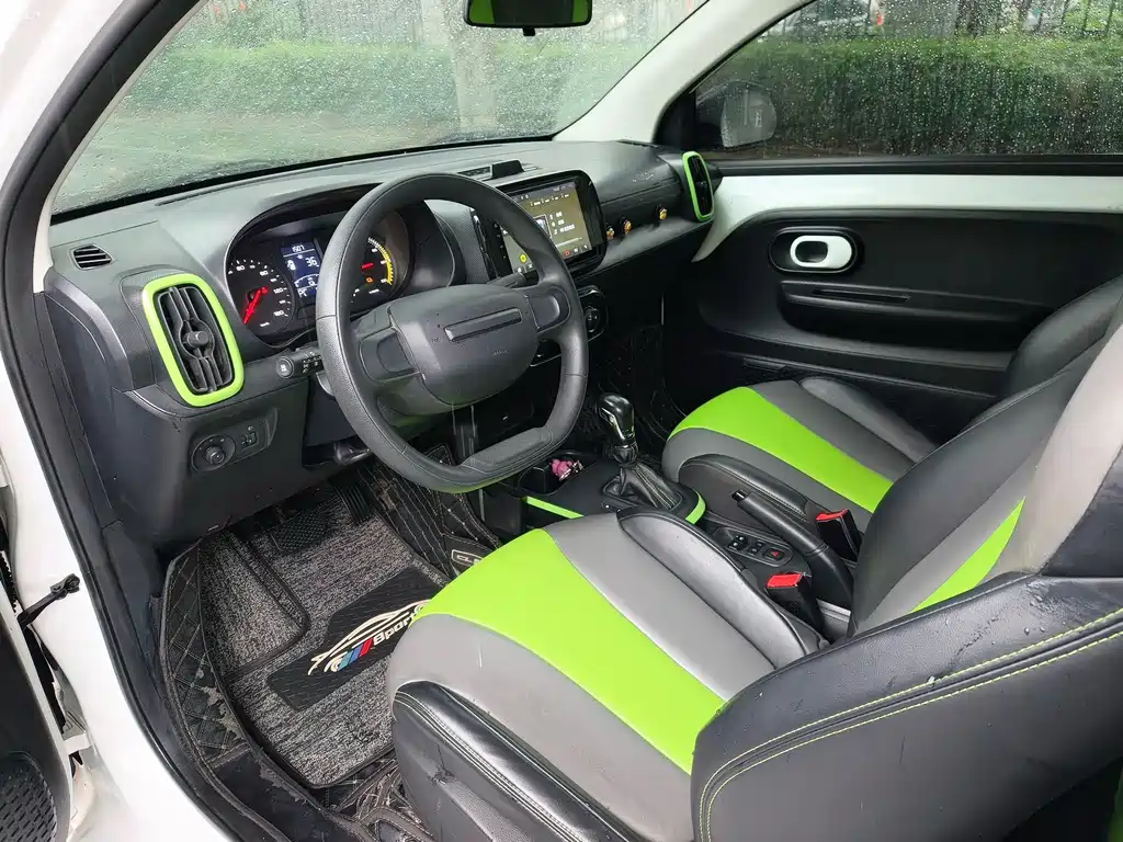 Roewe Clever — миниатюра 4
