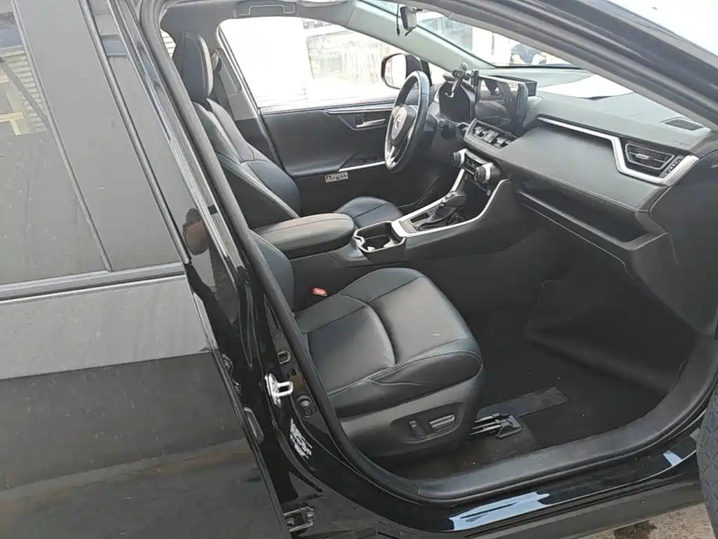Toyota Wildlander — миниатюра 25
