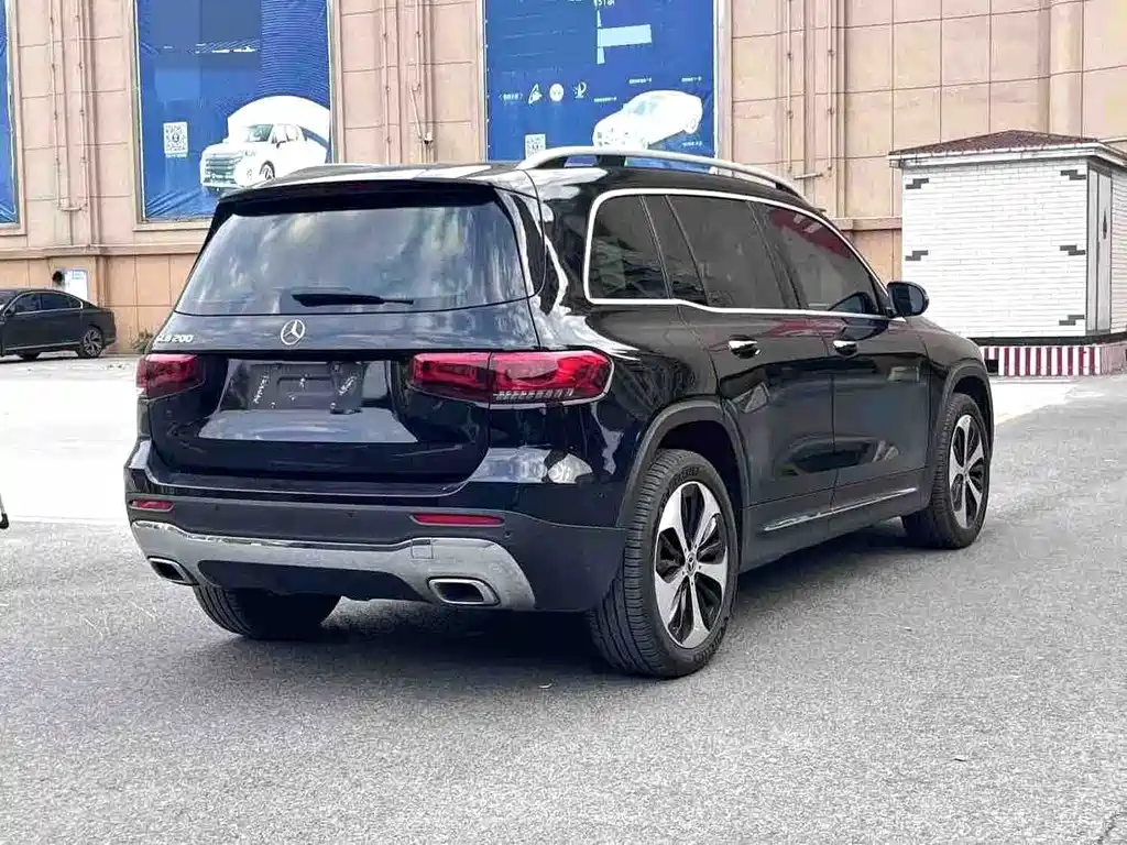 Mercedes-Benz GLB — миниатюра 6