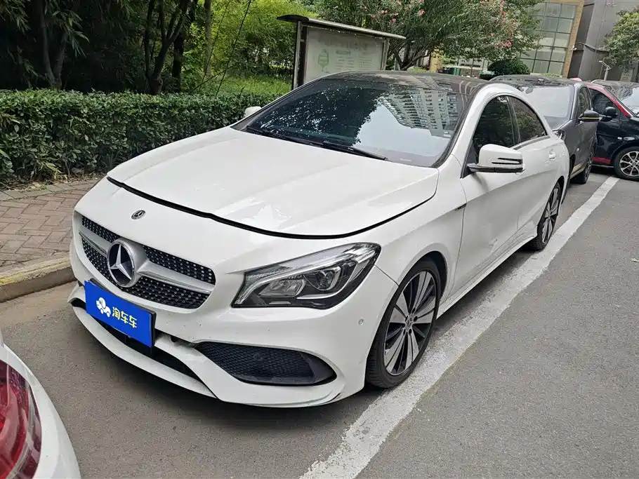 Mercedes-Benz CLA