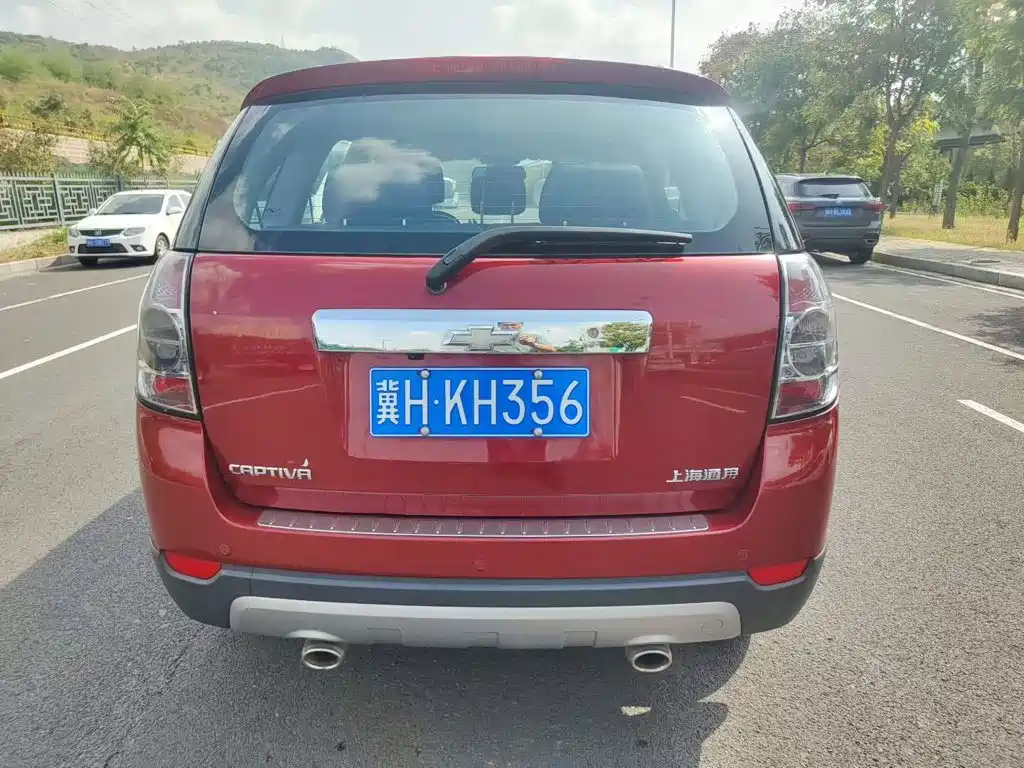 Chevrolet Captiva — миниатюра 5