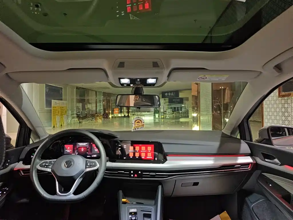 Volkswagen Golf — миниатюра 18