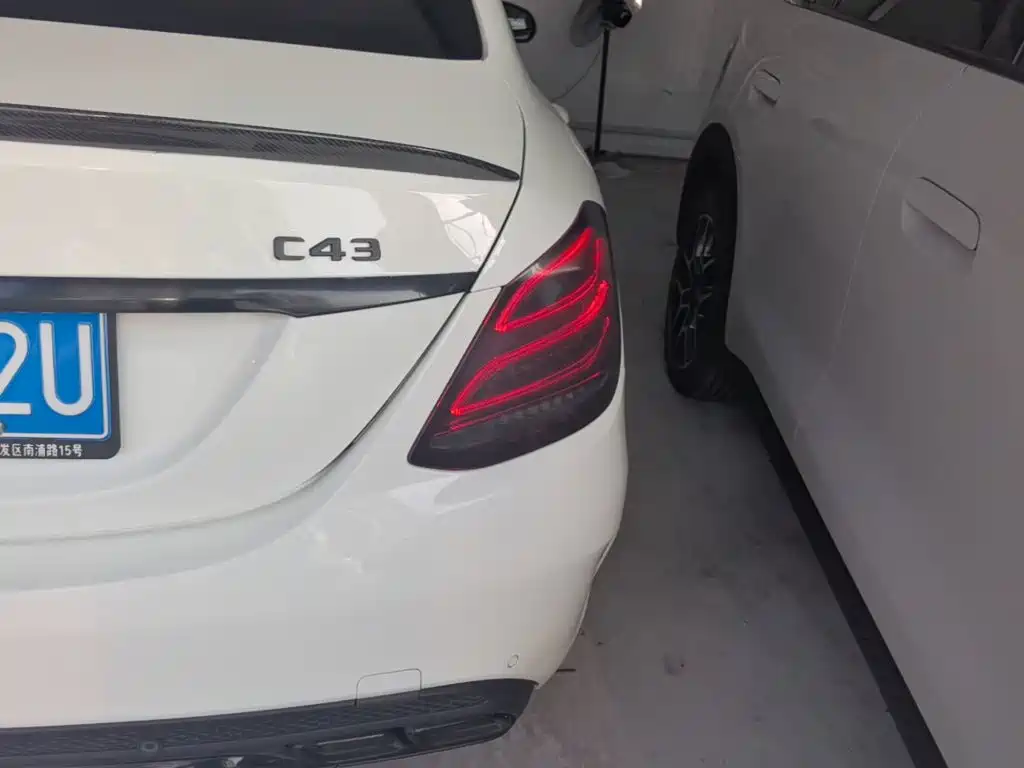 Mercedes-Benz C-Class — миниатюра 8
