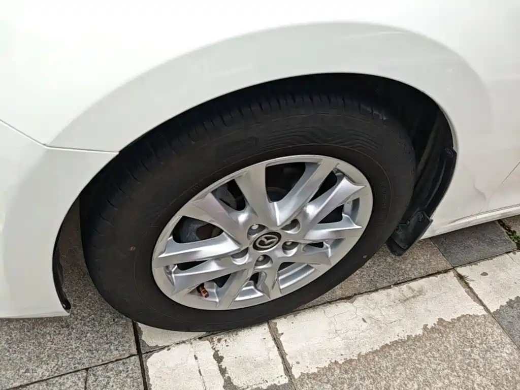 Mazda 3 Axela — миниатюра 23