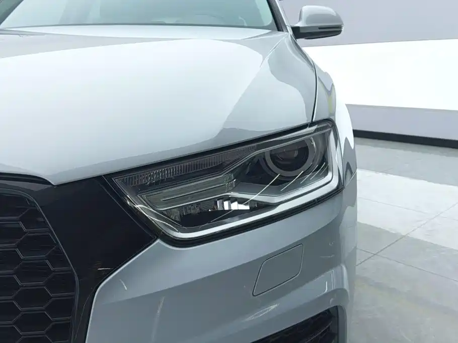 Audi Q3 — миниатюра 5