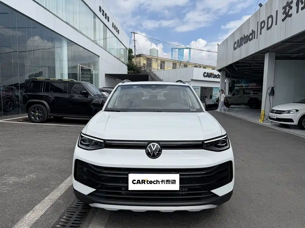 Volkswagen Tharu — миниатюра 2