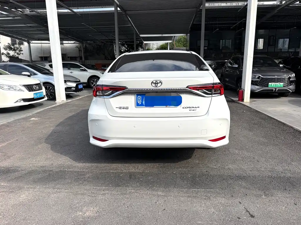 Toyota Corolla — миниатюра 4
