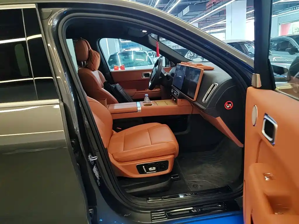 Li Auto Li L8 — миниатюра 25